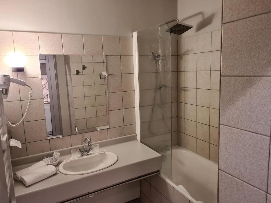 Garabit Hotel Anglards de Saint Flour Εξωτερικό φωτογραφία